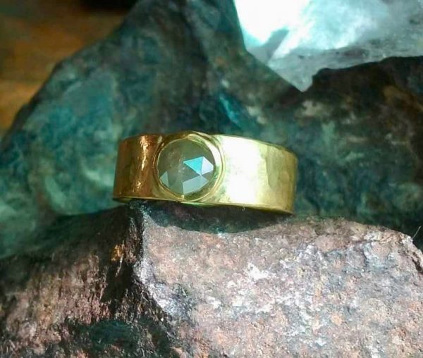 22K Gold Ring with Yellow Diamond